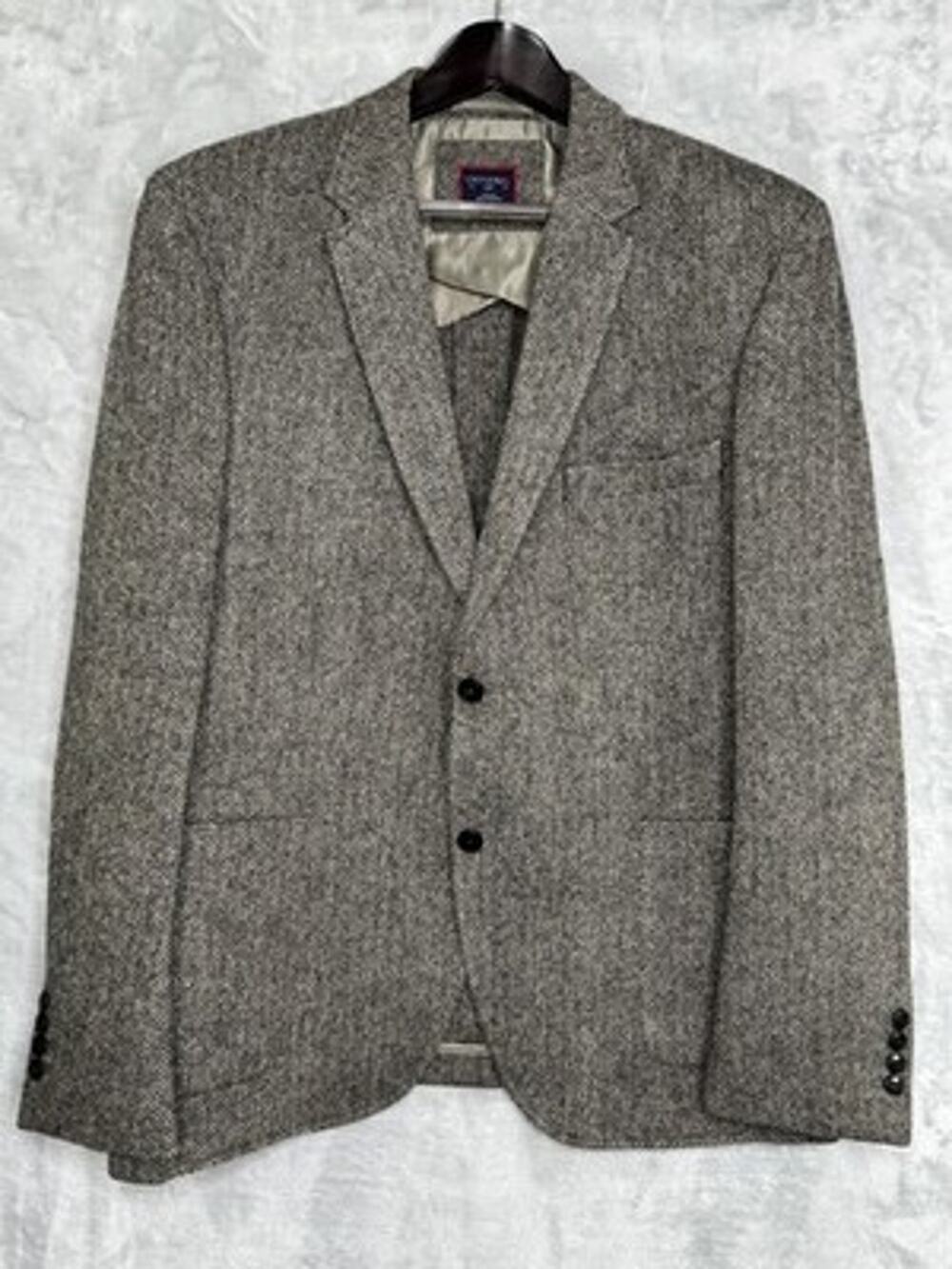 UNTUCKit Blazer Mens 44R Gray Herringbone Wool Tweed Sport Coat Jacket Classic